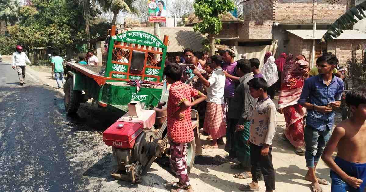 2 killed C’nawabganj road crash